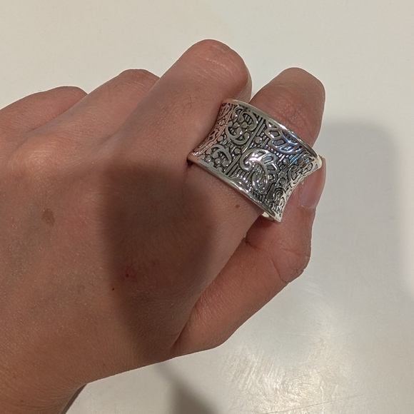 6 Rings Lot - Picture 4 of 7